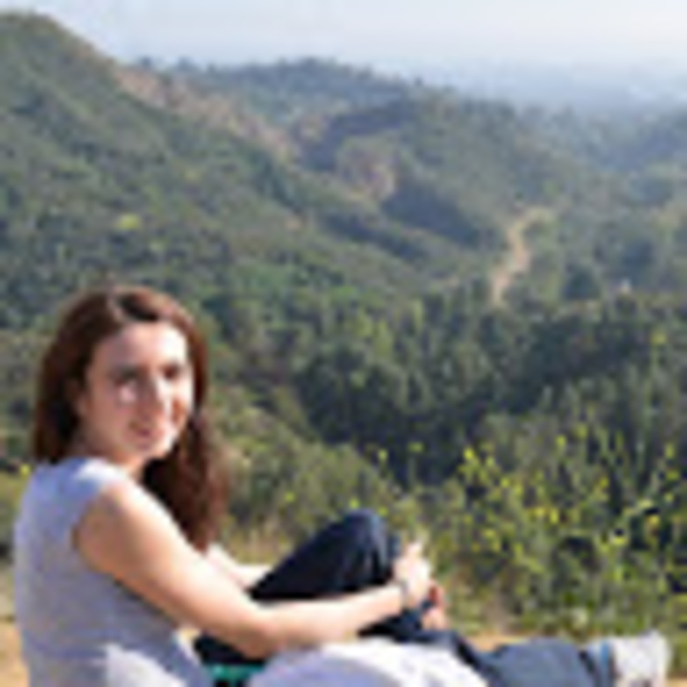 Meet your Posher, Tugce